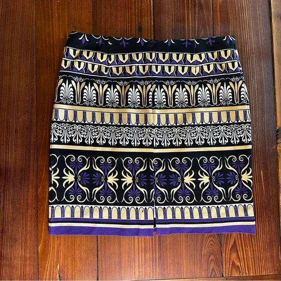 J.Mclaughlin Women’s  Rayon Blend Lucy Midi Skirt Pencil Skirt.  Back Slit. Sz 2 - Picture 2 of 9